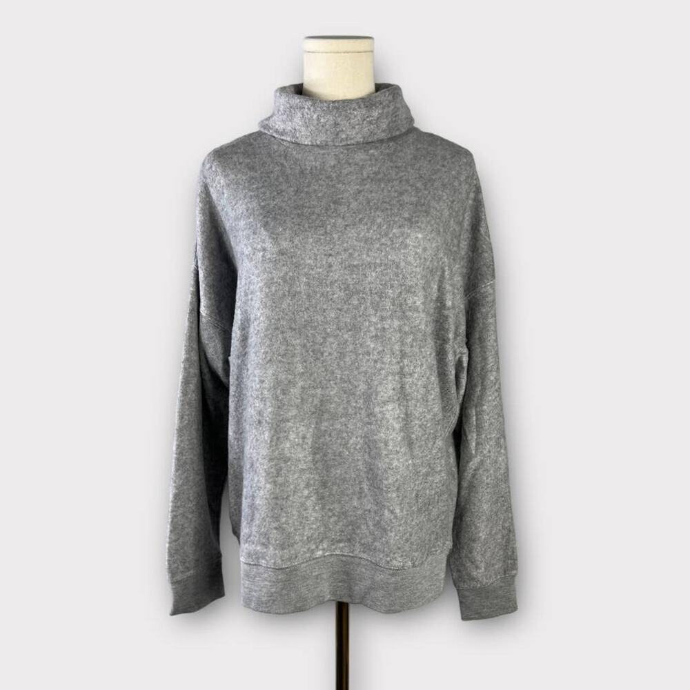 Urban Outfitter Super Soft Oversized Turtleneck Pullover